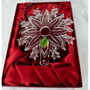 NEW Waterford Crystal Annual SNOW Crystal 2010 Christmas Ornament Enhancer